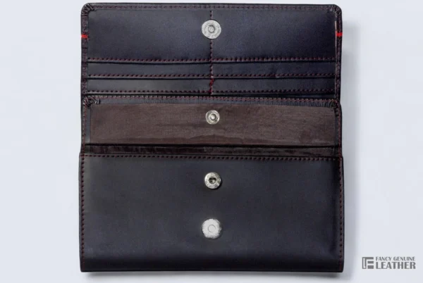 Classic Black Leather Ladies' Clutch – Timeless Elegance - Image 4