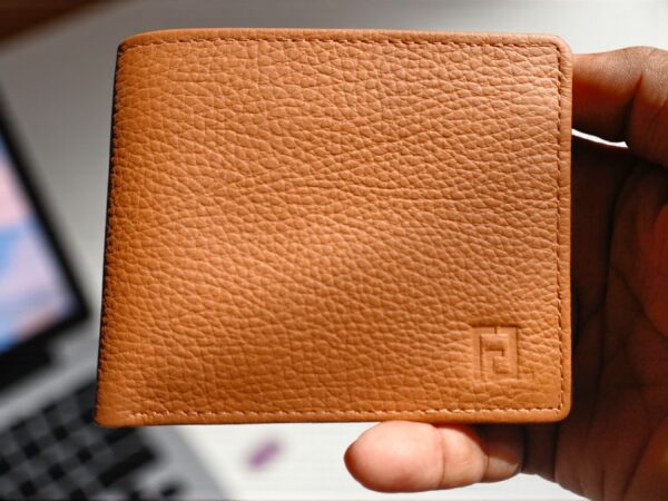 Men’s Genuine Leather Camel Brown & Card Slots Wallet with photo pocket & Hidden Pockets